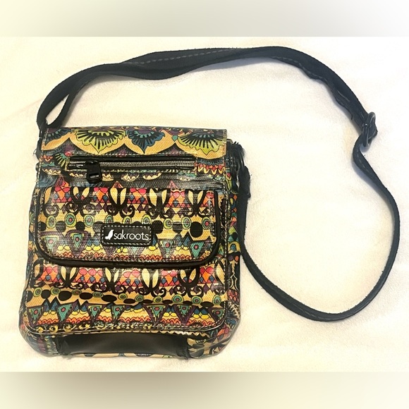 Sakroots Handbags - Sakroots Multicolor Crossbody Bag w Snap closure Adjustable Straps Purse